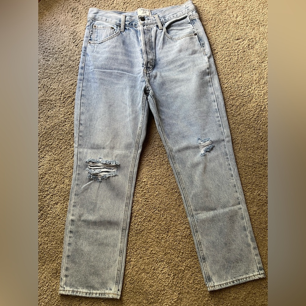 Vici Twelve by OnTwelfth high waisted jeans…Size 27